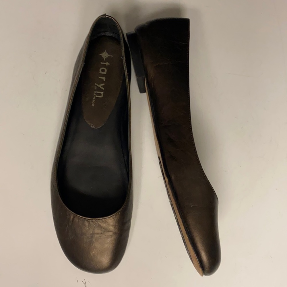 Taryn by Taryn Rose Bronze Leather Flats Size 7.5 Shoes